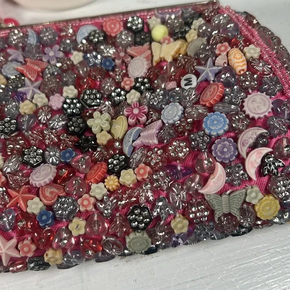 LA VIOLA Pink Clutch Kiss Lock Pink Lined Evening Prom Bag
W/ Strap NWOT - Picture 15 of 16